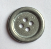 Bouton 4 trous (Acier - 18 mm - Argent)